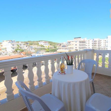 Centrum Hotel Ksamil Bagian luar foto